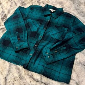 Natural Reflections Teal and Black Plaid Button-Down Shirt